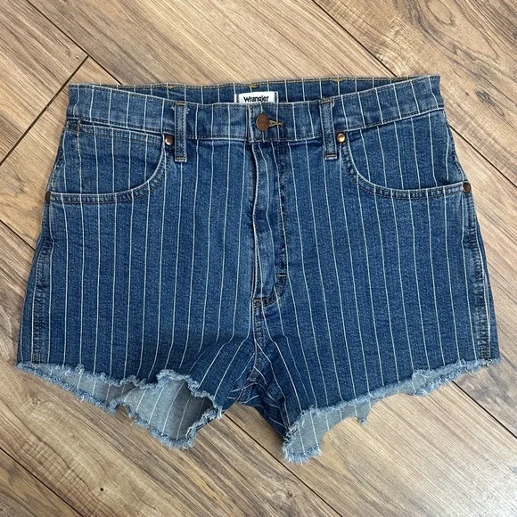 Wrangler x Billabong Shorts - Picture 2 of 4